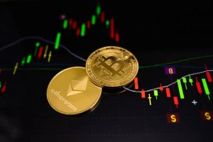 تقترب عملة البتكوين من 38500 دولار أمريكي ، بينما تقترب صراعات الإيثيريوم ، وتنخفض العملات البديلة.