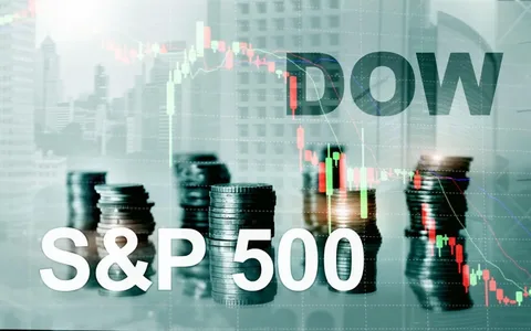 اختلطت العقود الآجلة للأسهم بعد أن شهد مؤشرا Dow و s&p 500 أسوأ شهورهما منذ مارس 2020.