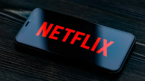 ارتفعت العقود الآجلة في ناسداك لليوم الثالث على التوالي ، حيث تحافظ أرباح Netflix التي جاءت أفضل من المتوقع على استمرار المكاسب التقنية.