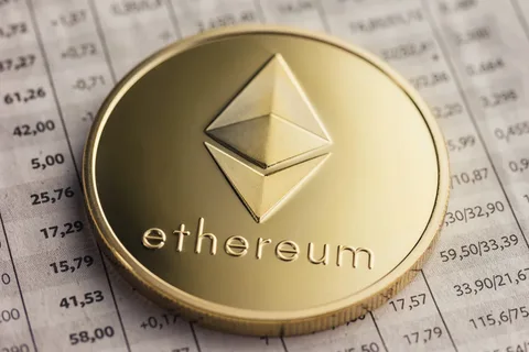 توقع سعر Ethereum تهدف ETH إلى 1500 دولار ولكنها تنتظر إشارة BTC