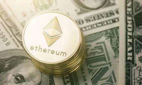 فوق 1950 دولارًا ، يفتقر سعر Ethereum إلى الزخم ، لكن الانخفاضات قد تكون محدودة